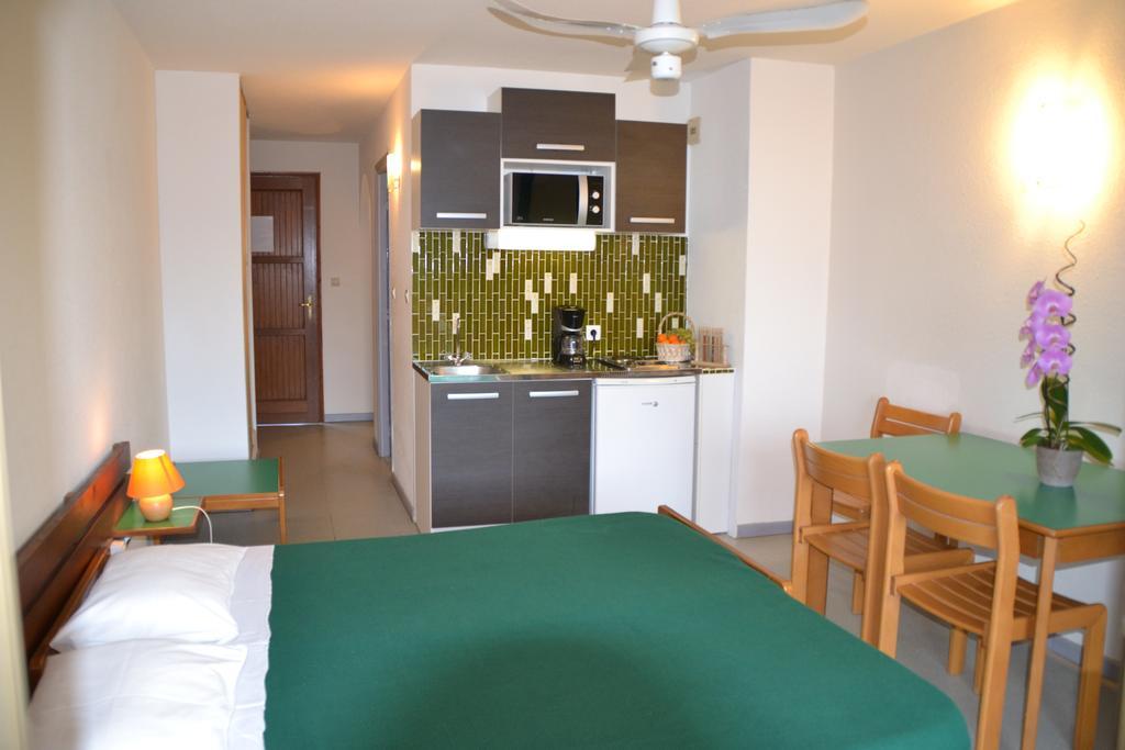 Le California Motel Sagone  Zimmer foto