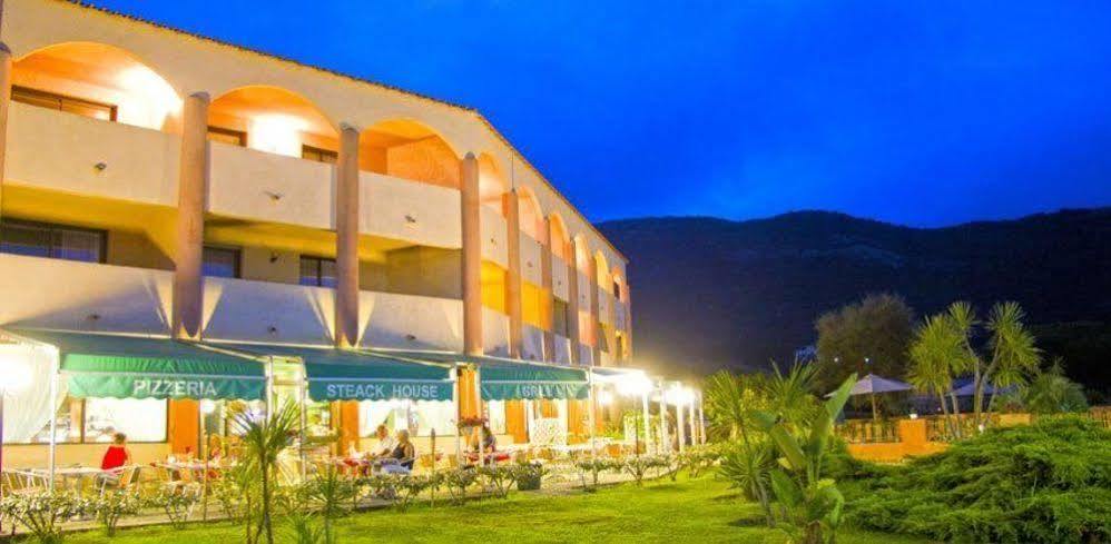 Le California Motel Sagone  Exterior foto